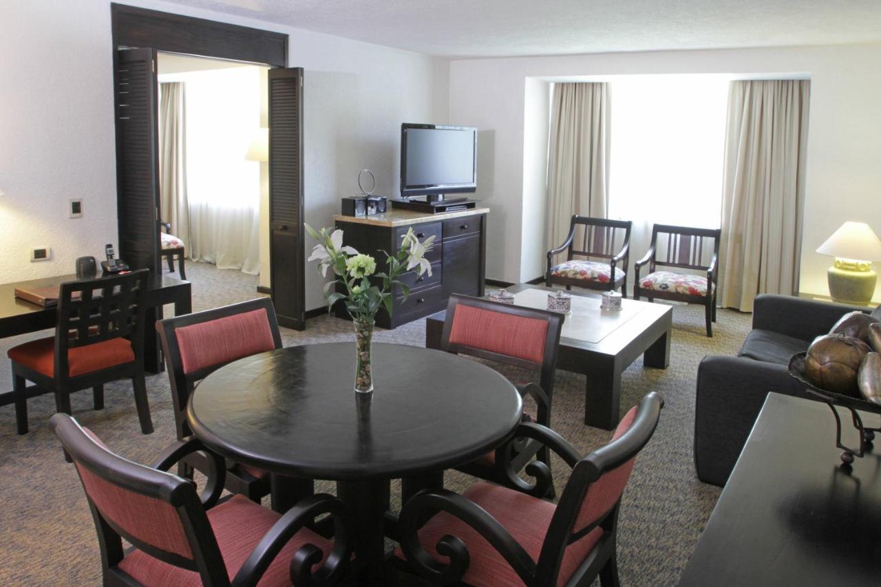 Marriott Puebla Hotel Meson Del Angel Экстерьер фото