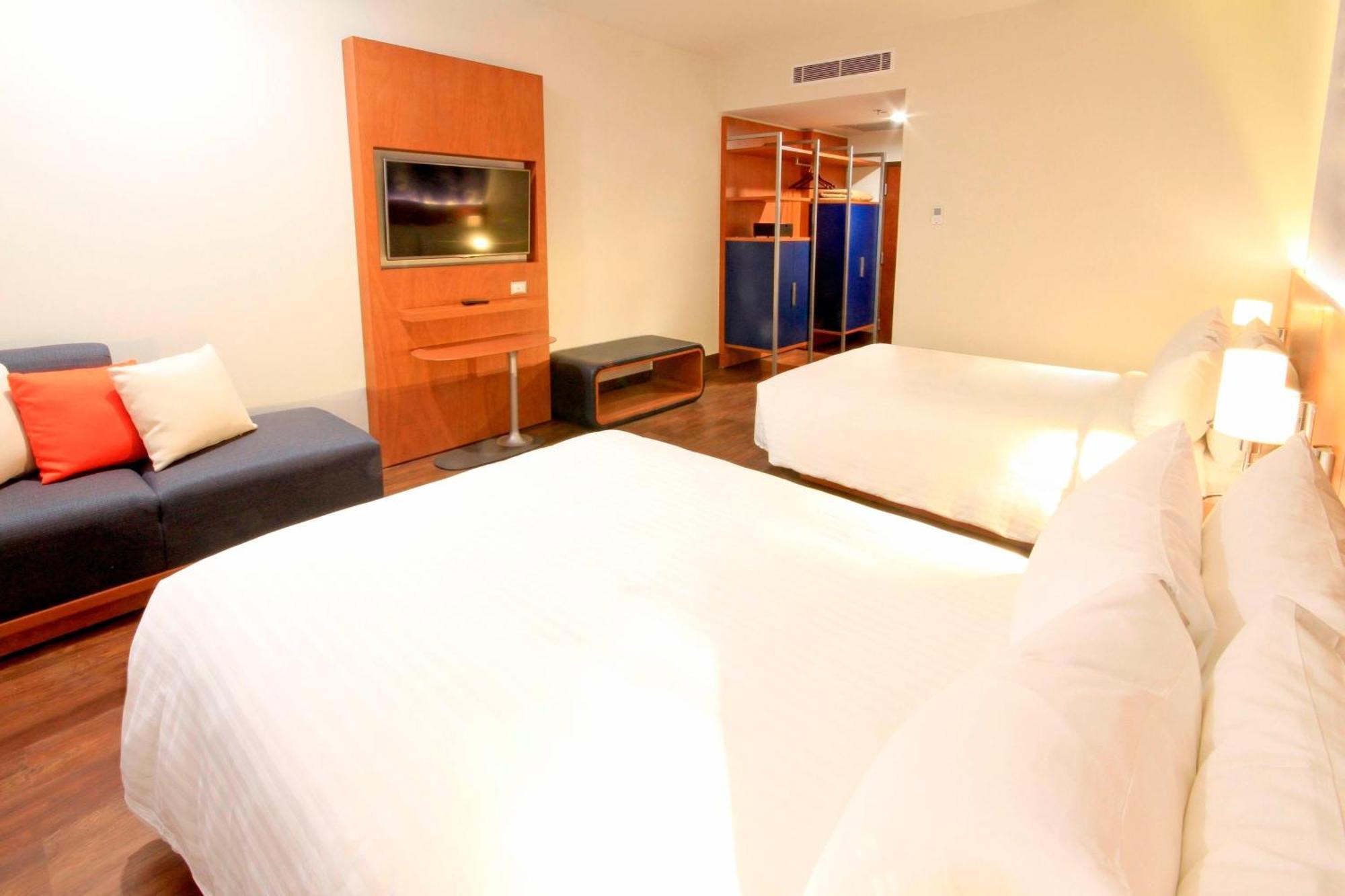 Marriott Puebla Hotel Meson Del Angel Экстерьер фото